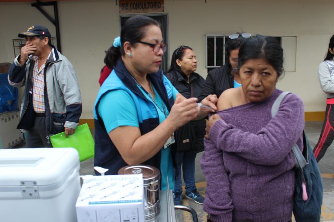 CAMPAÑA DE SALUD POR ANIVERSRIO DE CONSULTORIOS EXTERNOS