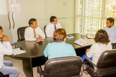 REUNION DE COORDINACION ENTRE EL HOSPITAL CARLOS LANFRANCO LA HOZ Y  MUNICIPALIDAD DE PUENTE PIEDRA