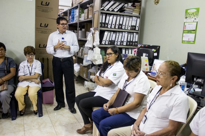 PRESENTACIÓN DE LA NUEVA JEFA DEL SERVICIO DE FARMACIA