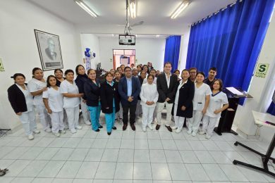 𝗗Í𝗔 𝗗𝗘 𝗟𝗢𝗦 𝗣𝗥𝗢𝗙𝗘𝗦𝗜𝗢𝗡𝗔𝗟𝗘𝗦 𝗧É𝗖𝗡𝗜𝗖𝗢𝗦 𝗔𝗦𝗜𝗦𝗧𝗘𝗡𝗖𝗜𝗔𝗟𝗘𝗦 𝗗𝗘 𝗟𝗔 𝗦𝗔𝗟𝗨𝗗