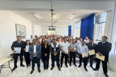 𝗔𝗗𝗠𝗜𝗡𝗜𝗦𝗧𝗥𝗔𝗧𝗜𝗩𝗢𝗦 𝗗𝗘𝗟 𝗛𝗖𝗟𝗟𝗛 𝗥𝗘𝗖𝗜𝗕𝗘𝗡 𝗦𝗨 𝗡𝗢𝗠𝗕𝗥𝗔𝗠𝗜𝗘𝗡𝗧𝗢